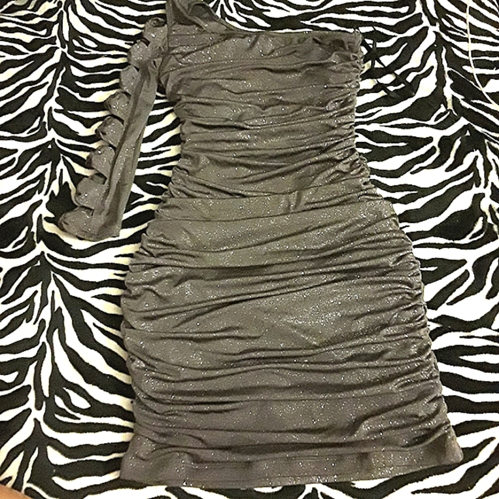 City Triangles Party Glittery one sleeve grey dress